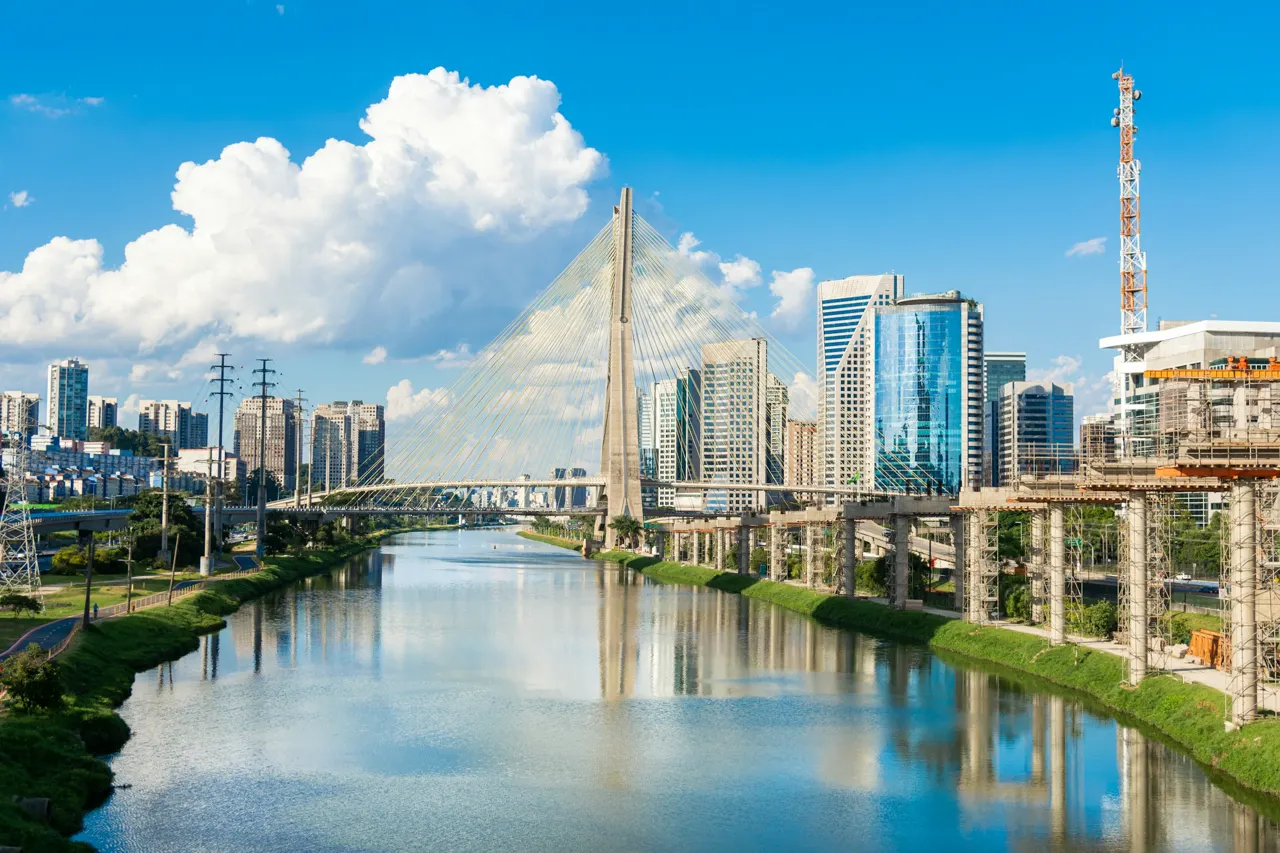 Ponte Estaiada, São Paulo, Brasil