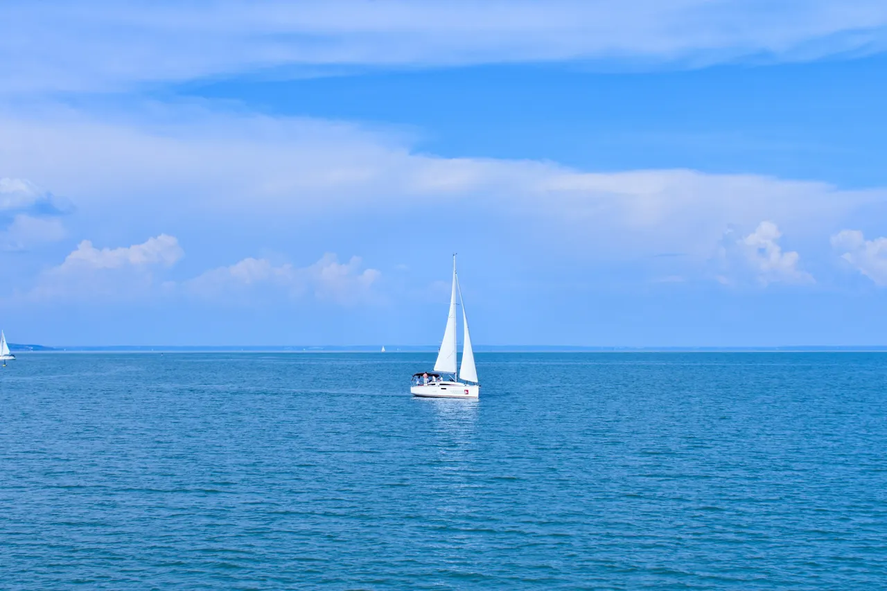 Sail