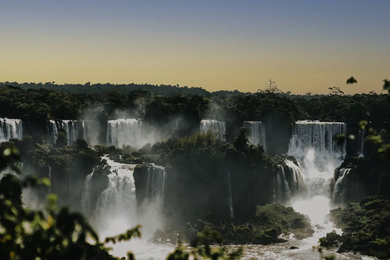 Cataratas do Iguaçu - Foz do Iguaçu - Brazil 