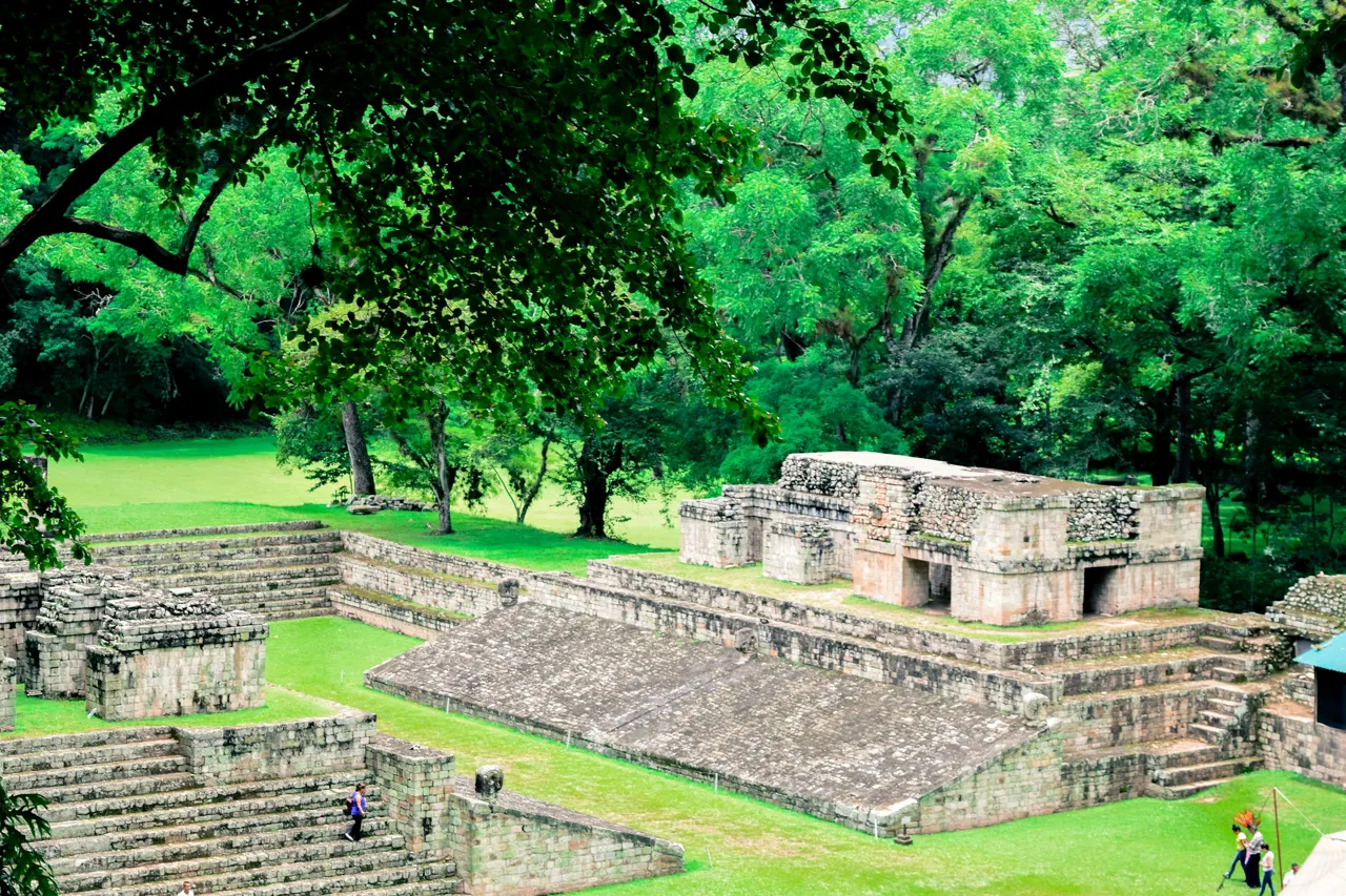 Cancha de Juego de Pelota Maya, Copan Ruinas Honduras