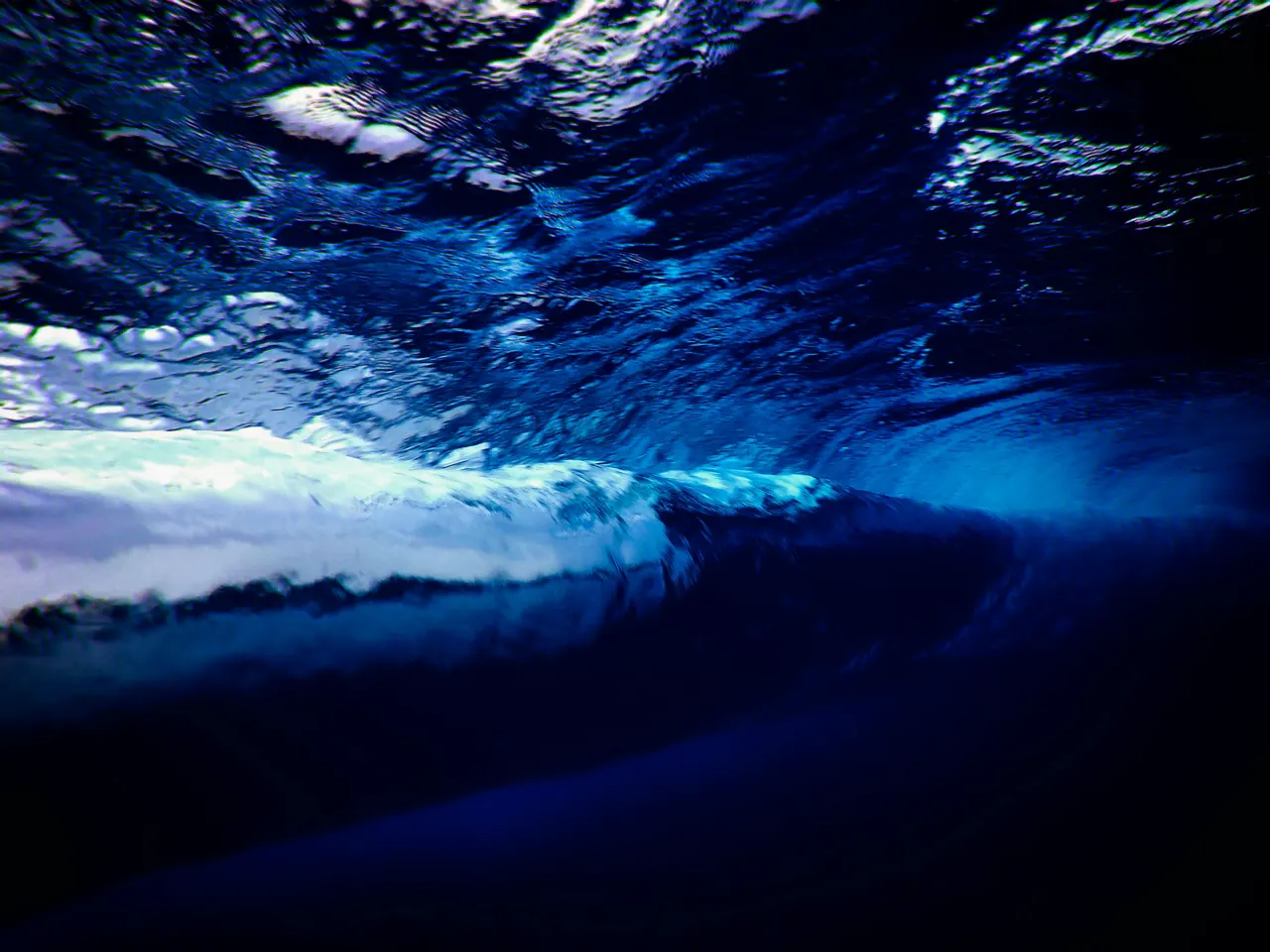 Between waves 🤿