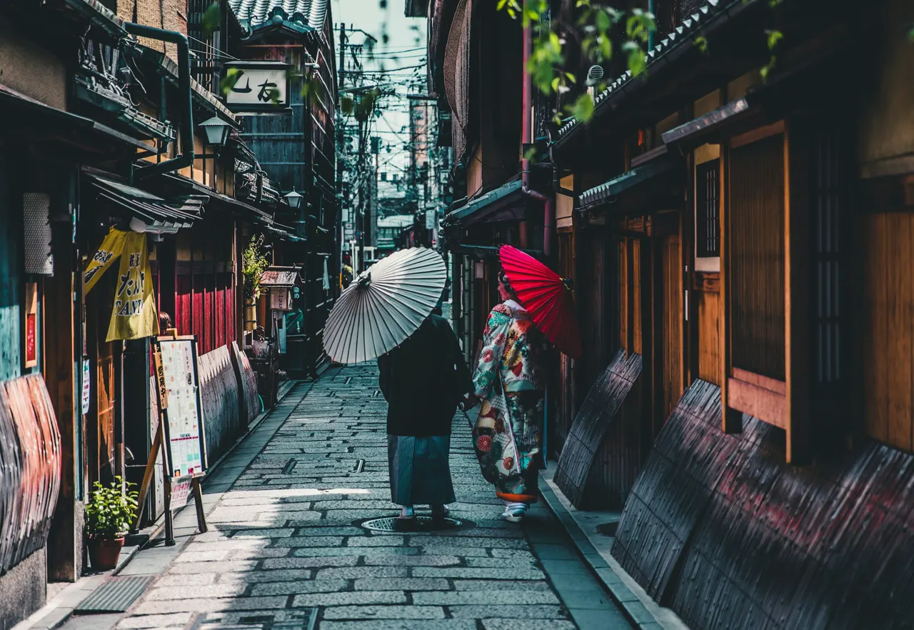 Wandering to Happiness