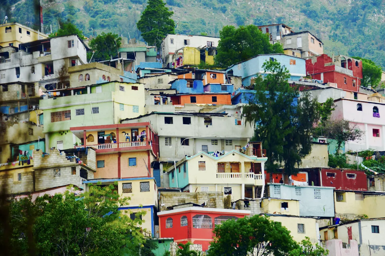 Houses built on the mountains just outside of Port-au-Prince