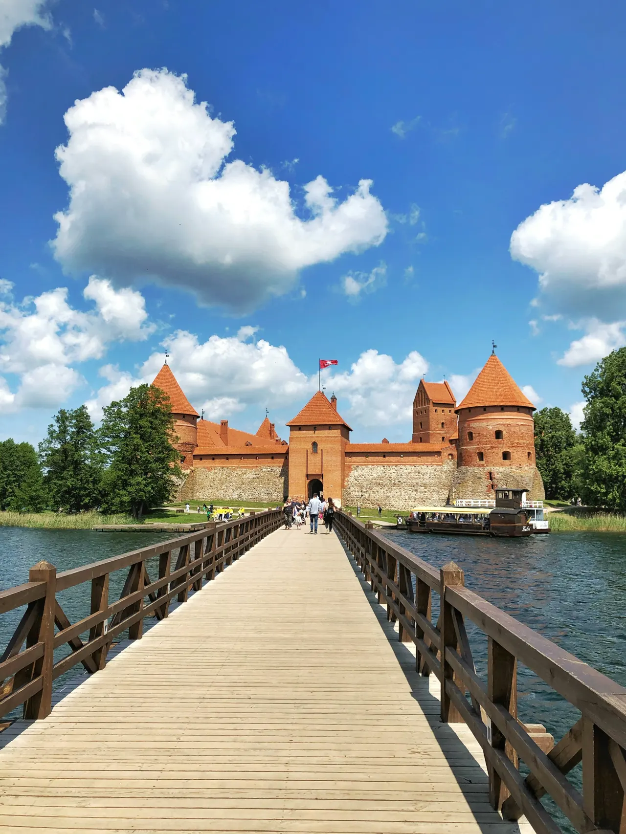 Trakai, Lithuania
Original: https://www
