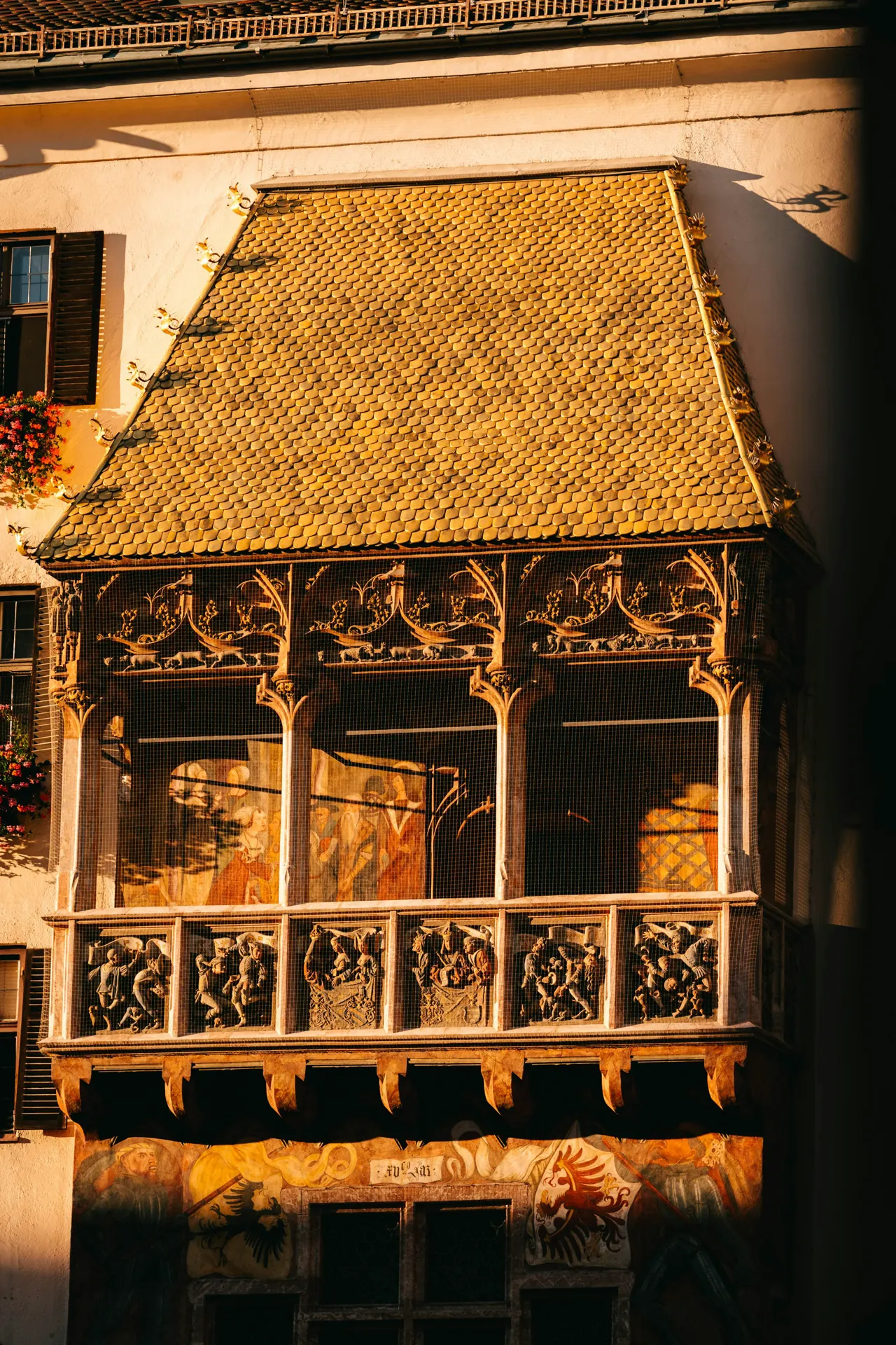 Goldenes Dachl shining in the evening sun