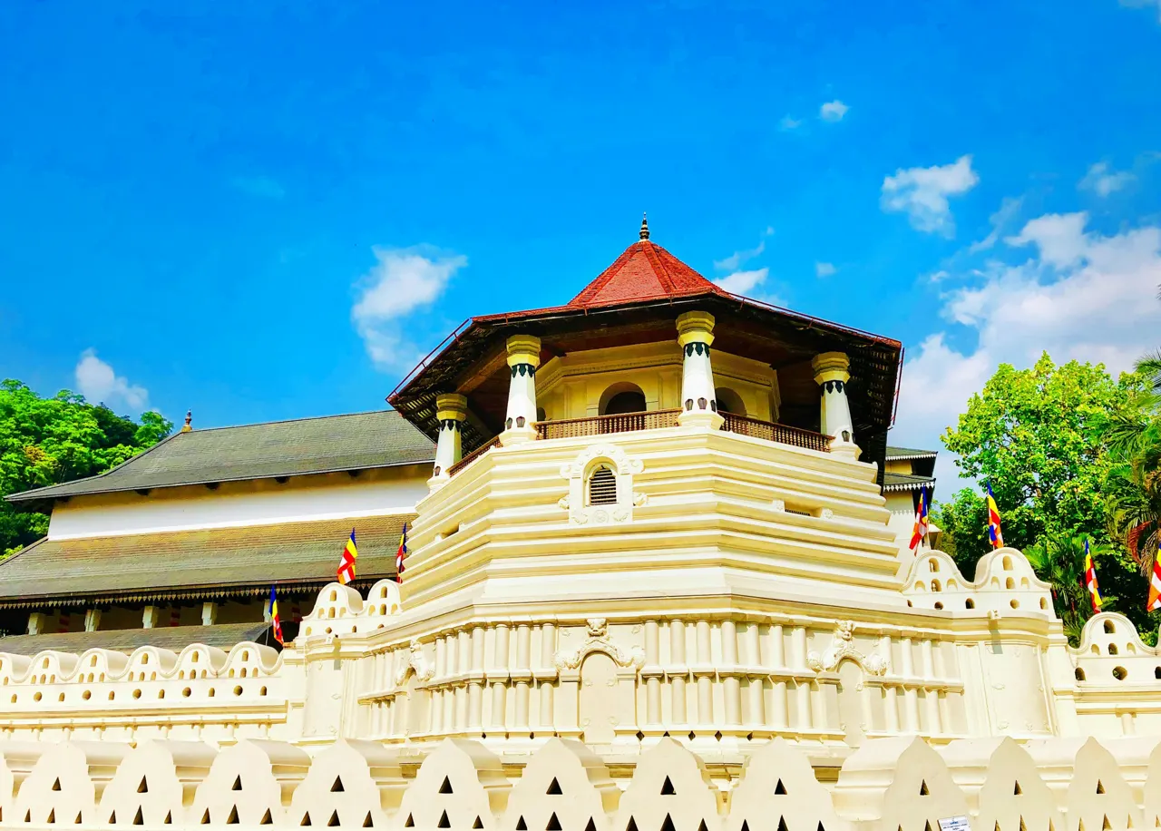 Sri Dalada Maligawa - Kandy, Sri Lanka



Copyright reserved by ManaramEyePhotography